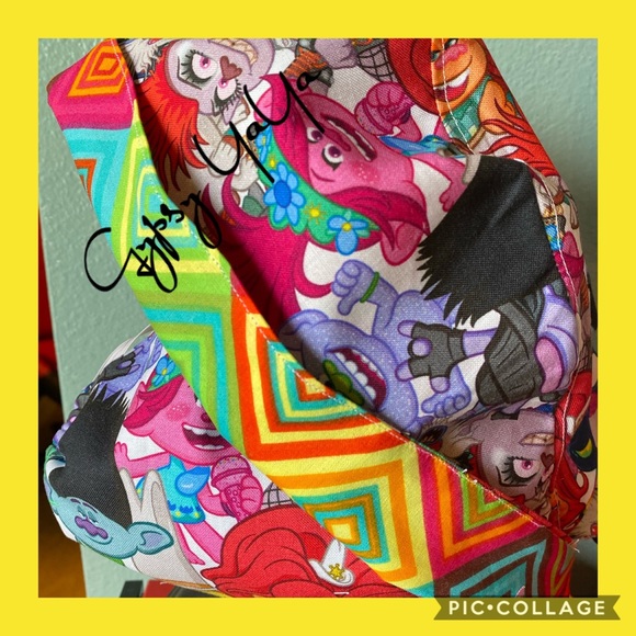 Reversible scrub cap and Mask set - Picture 3 of 5